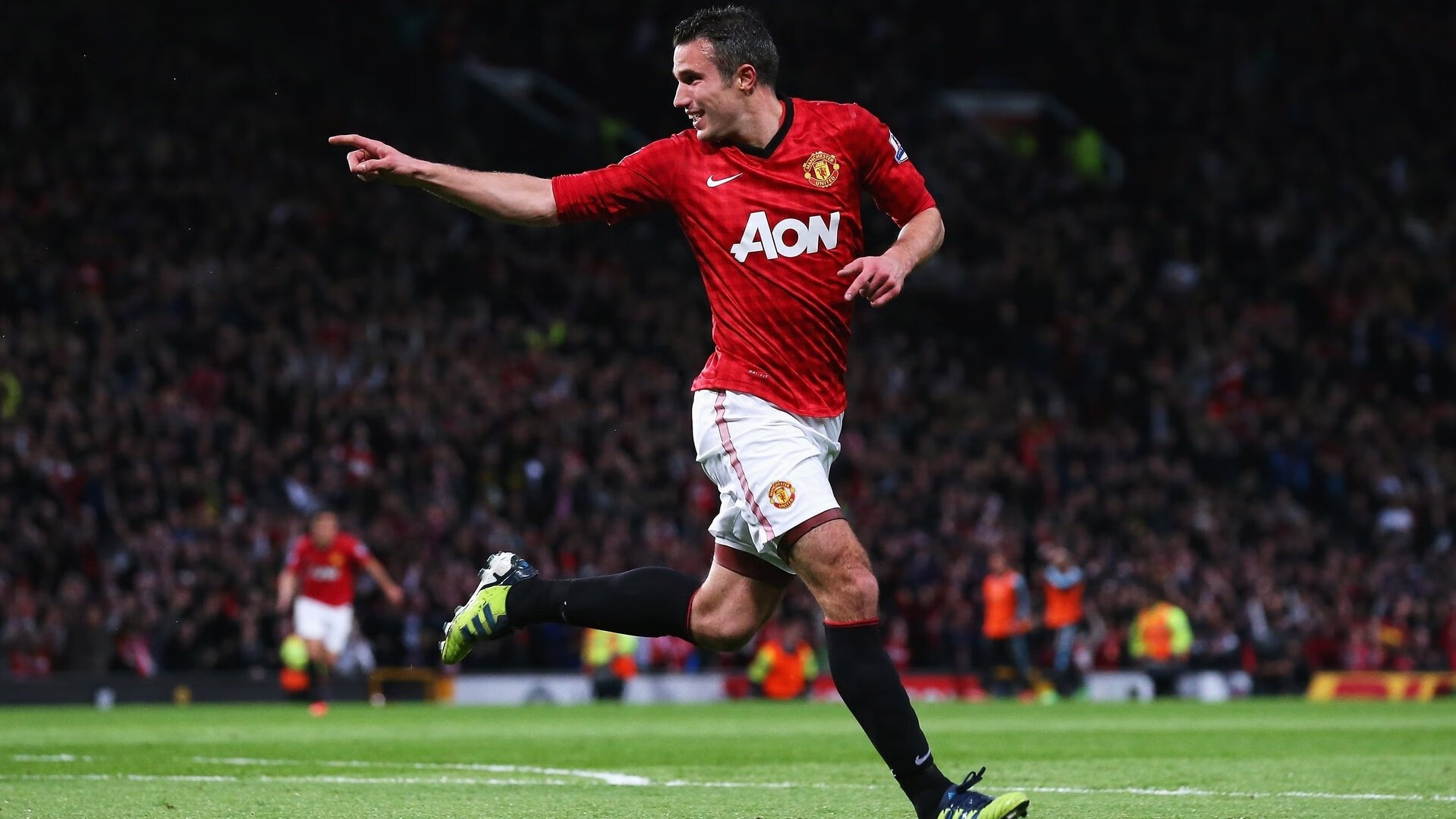 绿茵场与乒乓台的双重奏，葡萄牙碾压英格兰，林高远刷新纪录书写传奇